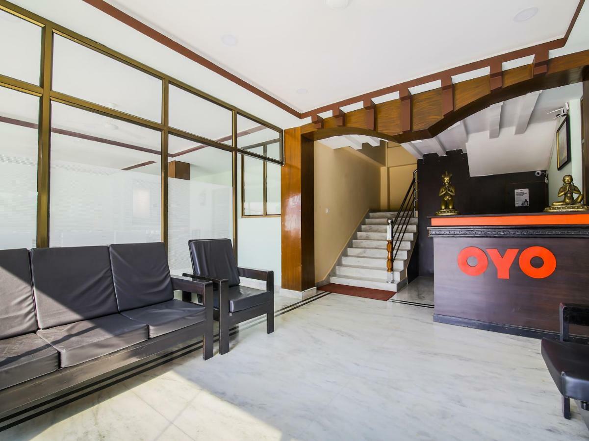 Oyo 315 Aadarsha Inn Rummindei Eksteriør bilde